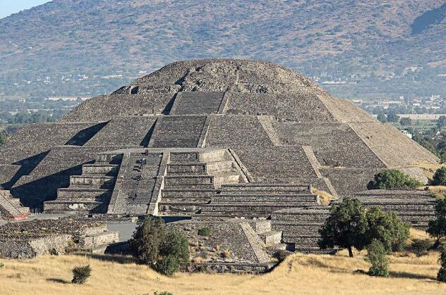 1,太阳金字塔(the pyramid of the sun)