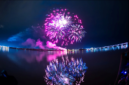 夜游波托马克河