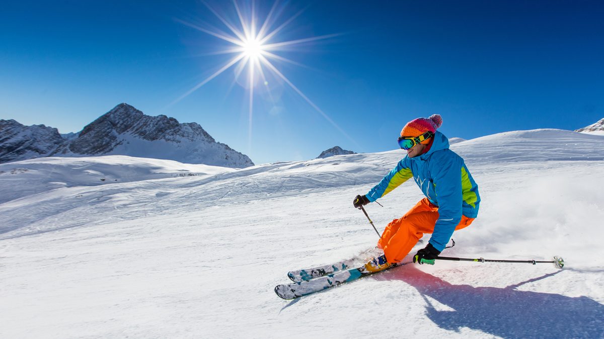 畅玩滑雪季！纯净瑞士9日深度滑雪定制之旅（3种难度级别初学者也能滑雪+乘坐黄金列车步步是景+少女峰雪场欣赏阿尔卑斯风光+打卡瑞士人心中的山王采尔马特+品尝暖心芝士锅）