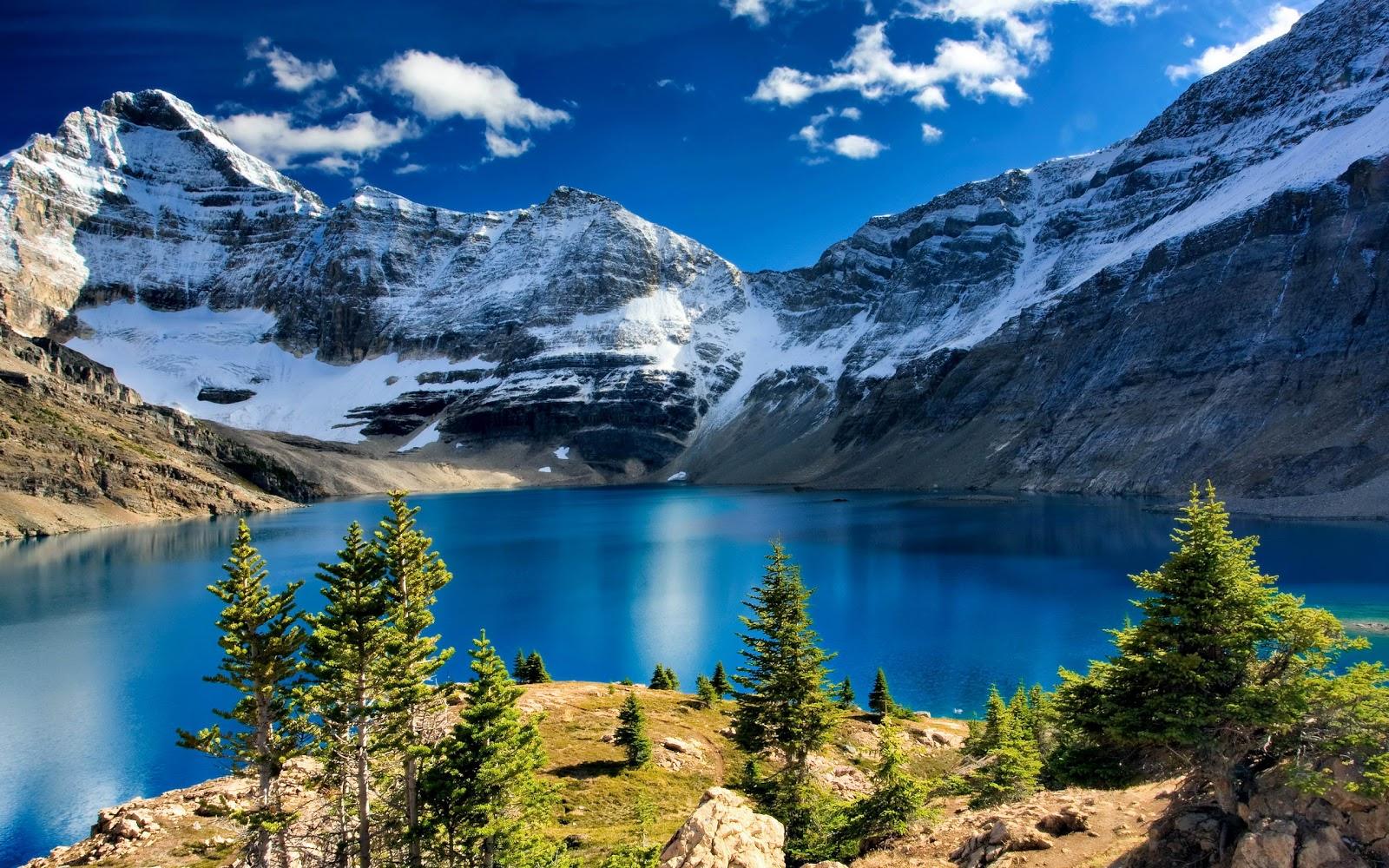 加拿大洛基山脉图片