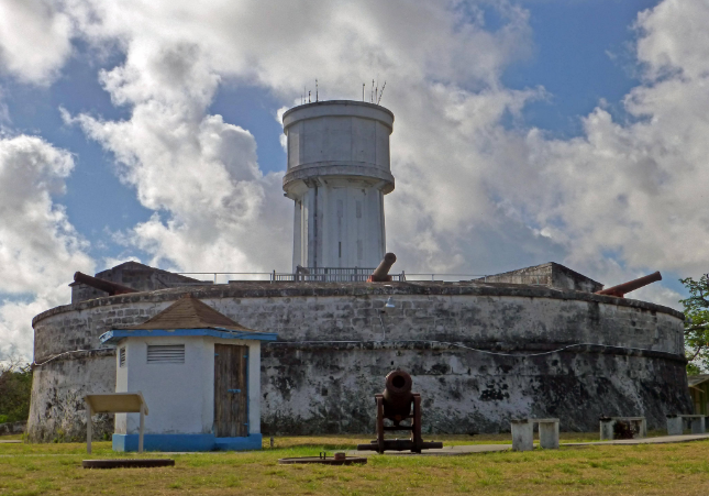 拿骚旅游必去景点-Fort Fincastle