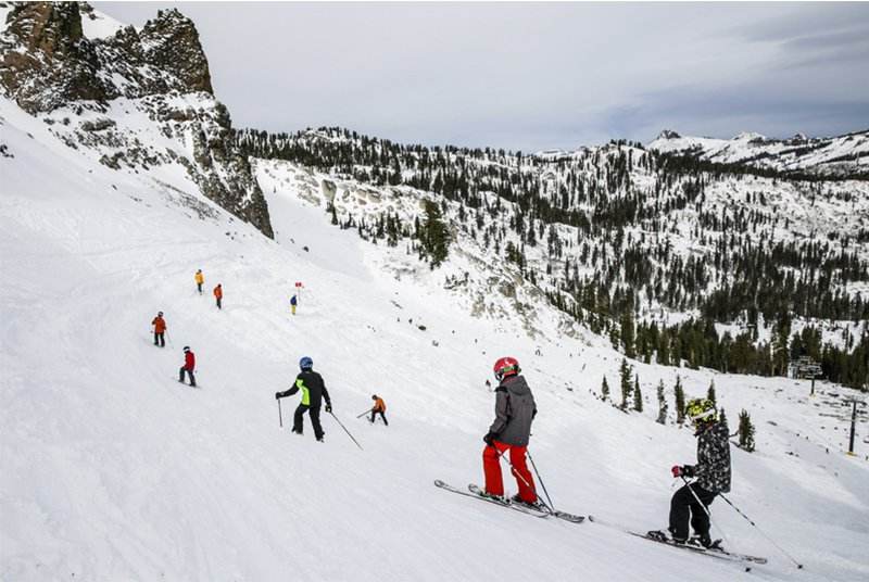 美国冬季滑雪斯阔谷滑雪场是您的不二之选 达美旅行